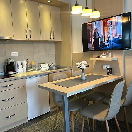 Apartment Tri-m Konaci *