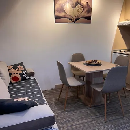 Tri-m Konaci Apartament *