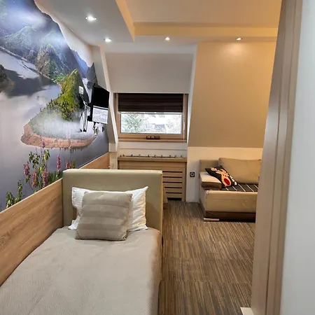 Apartment Tri-m Konaci *